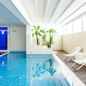 Szálloda L'hotel, Rimini