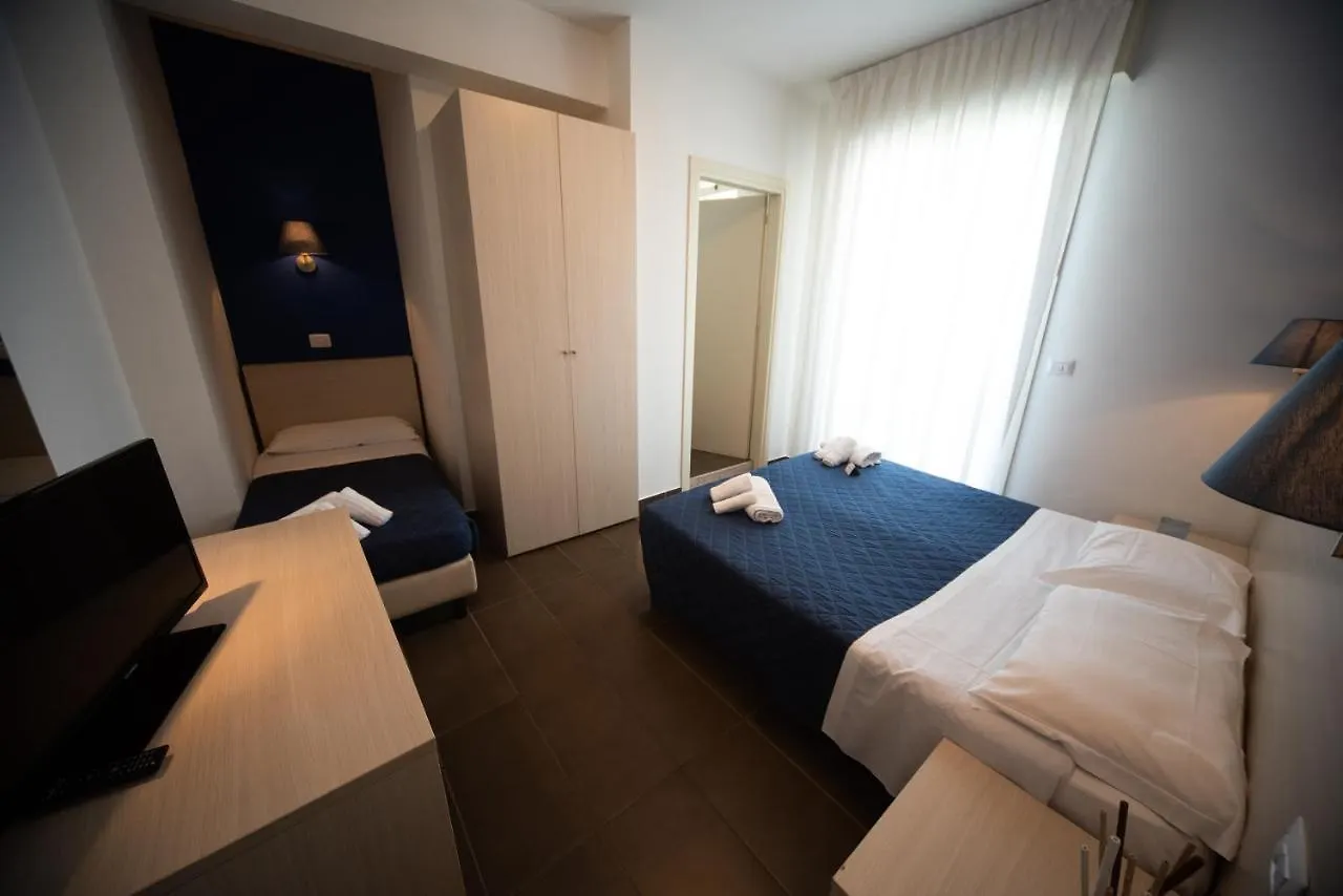 Hotel Alabama Riccione 2*,
